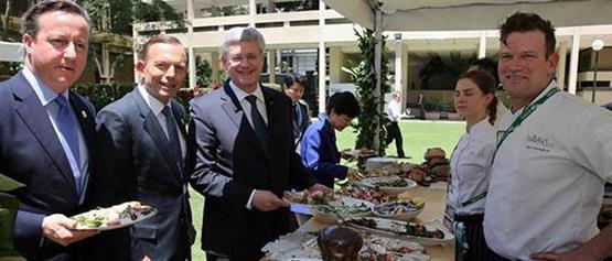 最牛「国宴」！澳洲总理后院露天烧烤招待各国大佬‏