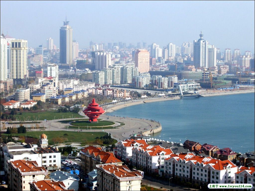 Города китая с морем. Циндао город в Китае. Провинция Шаньдун Циндао. Циндао Китай море. Город Циндао, провинция Шаньдун.