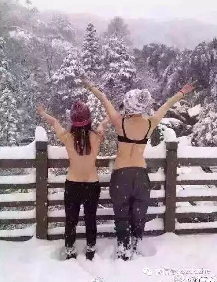 这雪下的！2位杭州美眉，大雪纷飞，祼身求男友