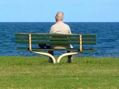 不帶孫兒不打麻將，澳洲老人的退休生活是怎樣的？