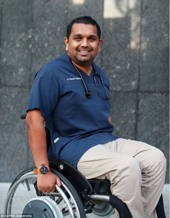 勵志：他四肢癱瘓、身負殘疾，卻成功當上澳洲醫生